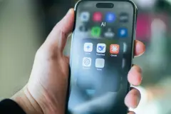 Vizualizace kybernetického rizika: mobilní aplikace DeepSeek jako potenciální nástroj sběru dat.