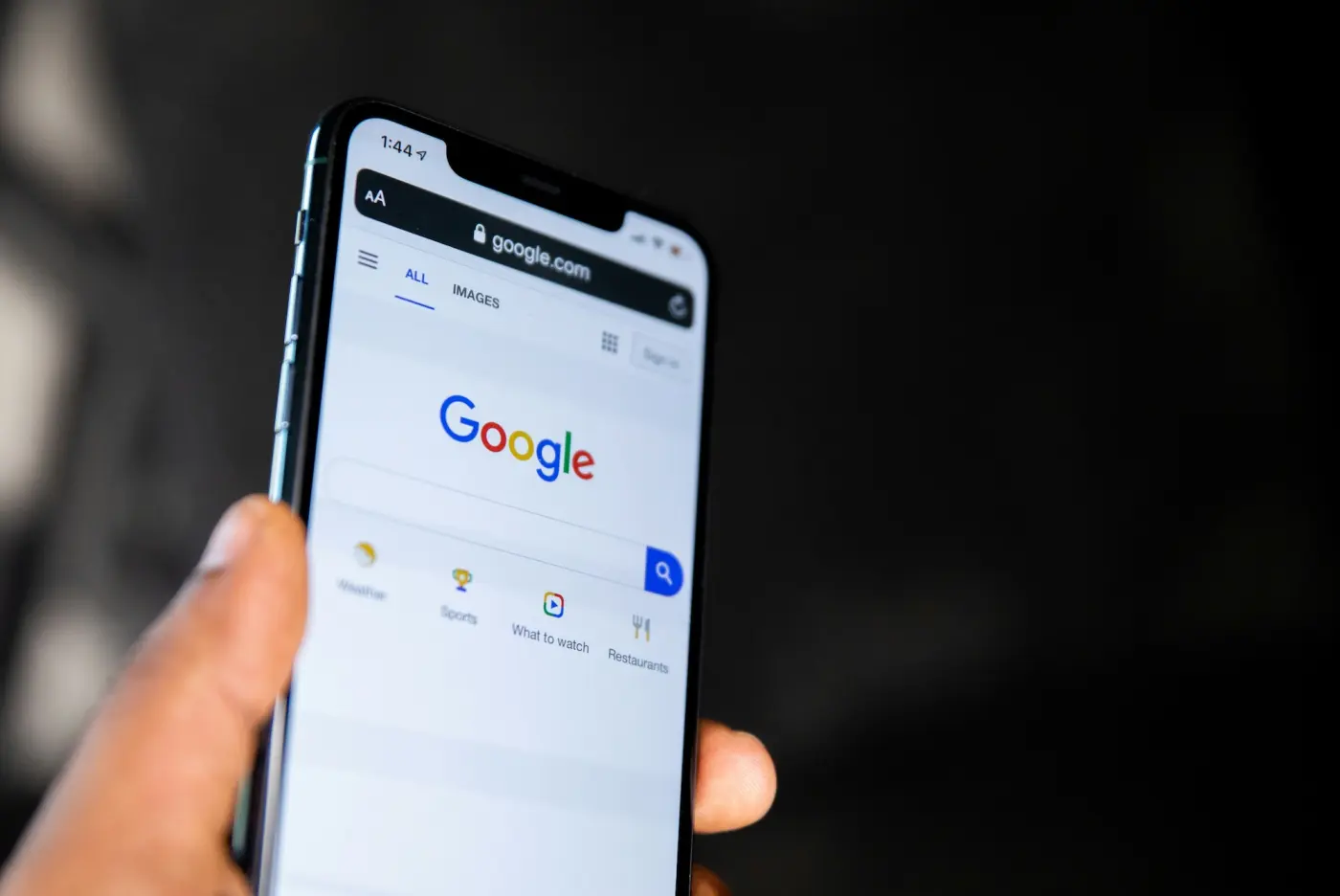 Google dostal pokutu 403 milionů eur za zpracování lokalizačních údajů