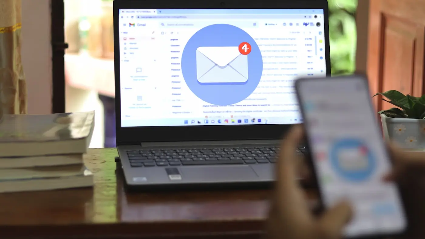 Ilustrační foto: Výměna e-mailové komunikace (Zdroj: Adobe Stock)